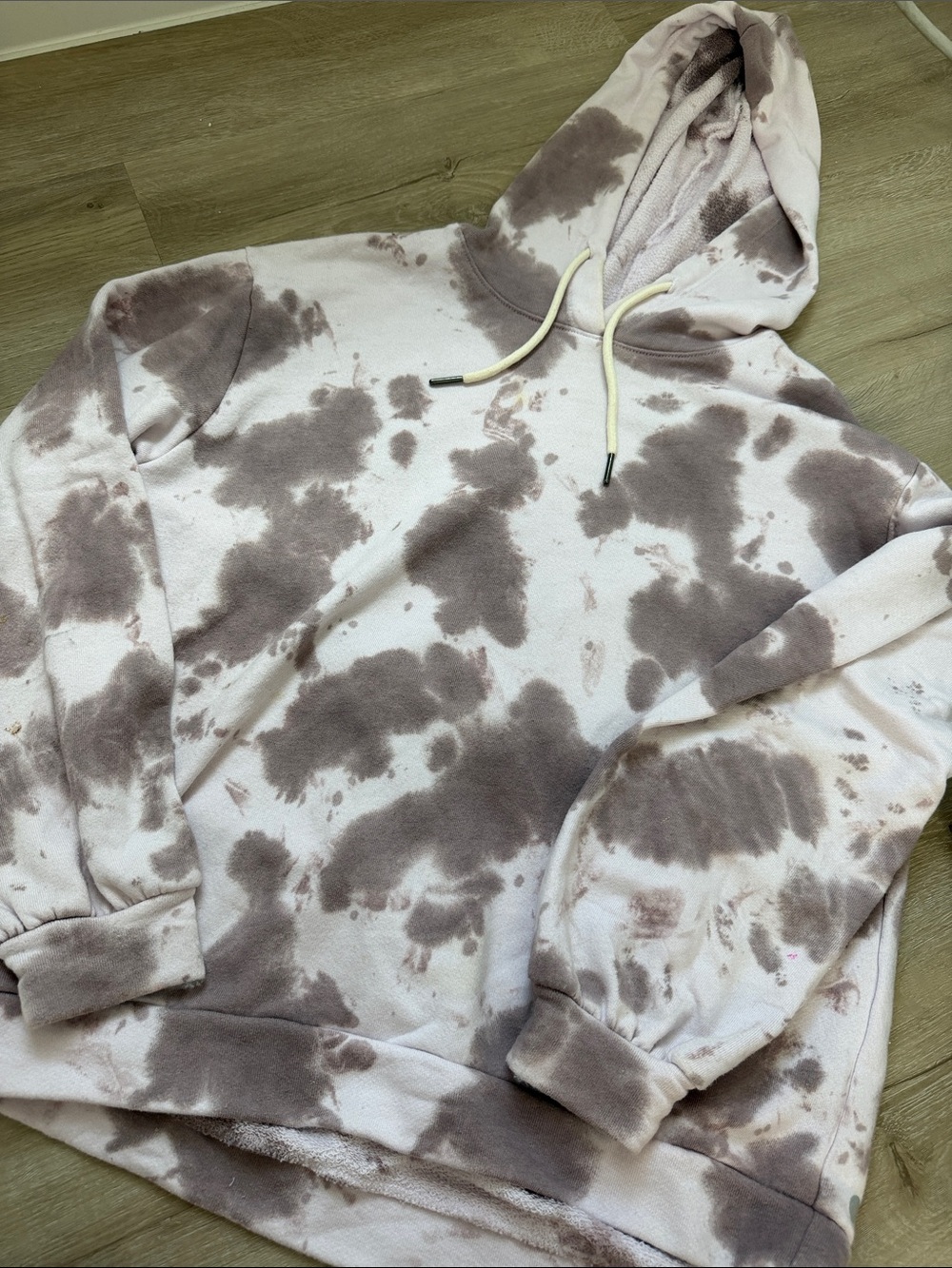 Zella Women's Tie-Dye Hoodie in Light Pink and Taupe